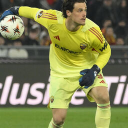 Copertina: Roma, offerta del Chelsea per Svilar: la decisione del club giallorossa