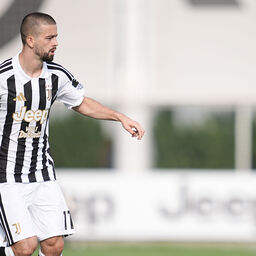 Copertina: Juventus, presentata la lista UEFA: fuori anche Zhegrova
